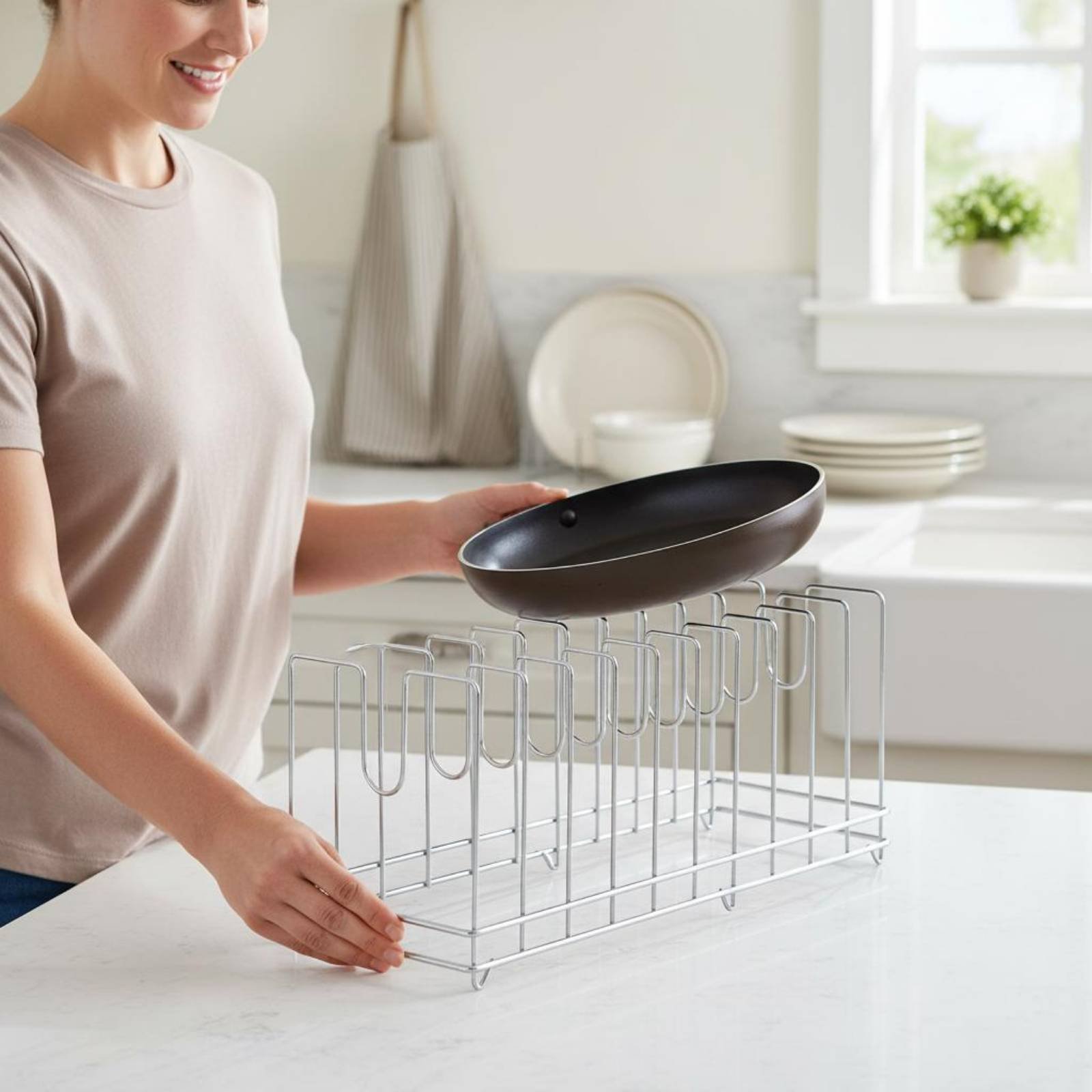 Supporto Salvaspazio per Tegli - Kitchen Baking Pan Storage recensione e prezzo